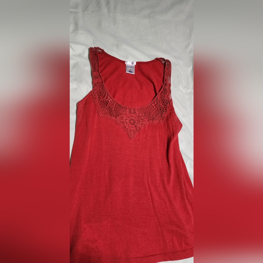 Medium Top